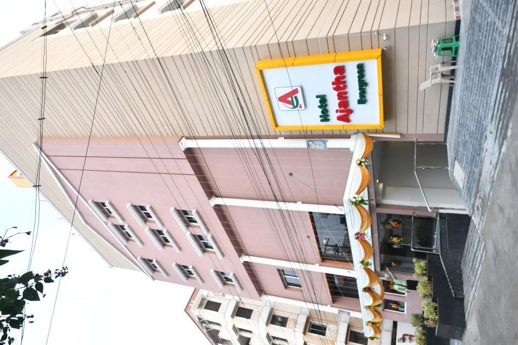 Hotel Ajantha Evergreen Виджаявада Экстерьер фото